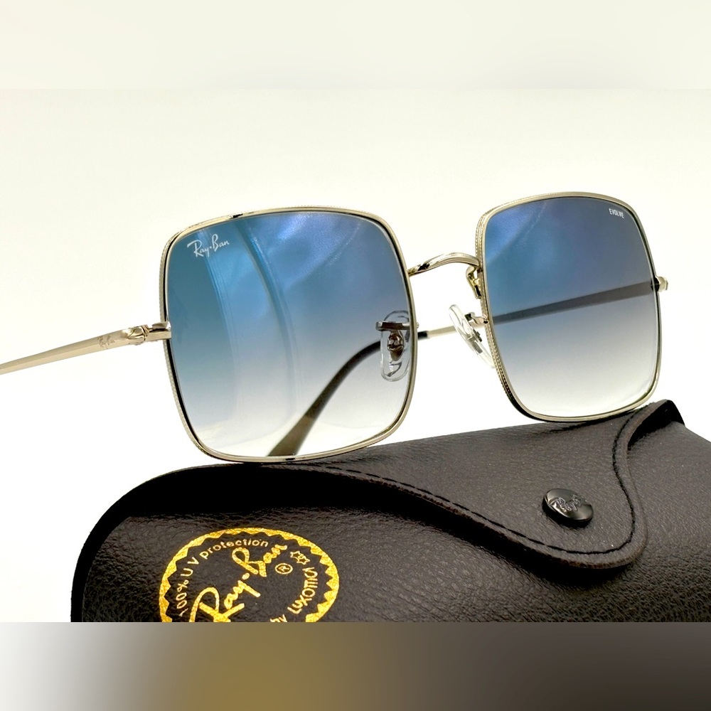 Ray-Ban RB1971 Square Blue Lens Classic Women’s Oversized Lens Gently Used 575